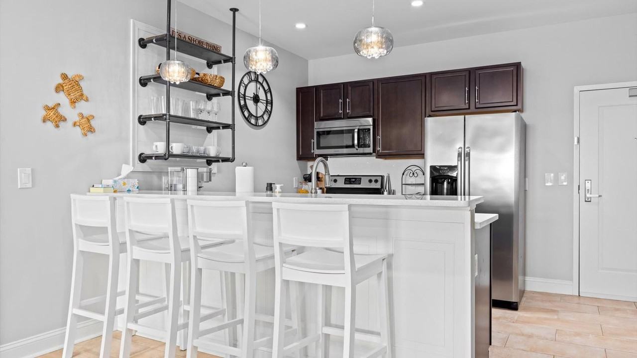 810 Asbury Ave #1309023P - Photo 3 of 29