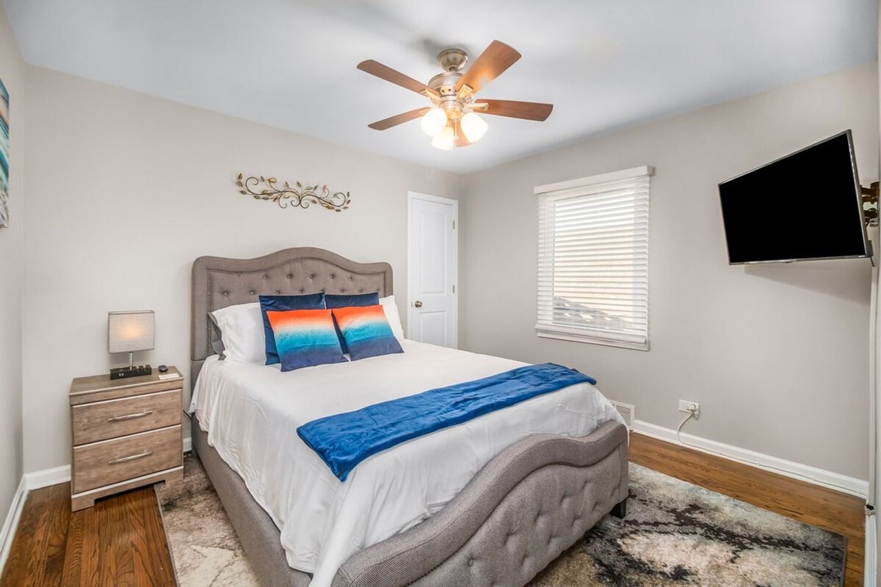 3833 S 61st Ct #1303254P - Photo 7 of 25