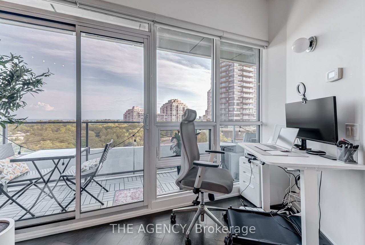 2212 Lake Shore Boulevard West - Photo 9