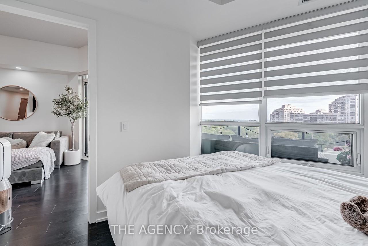 2212 Lake Shore Boulevard West - Photo 10