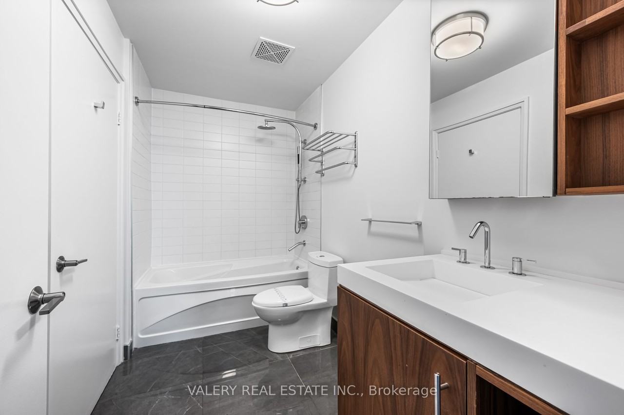 61 Yorkville Avenue - Photo 13