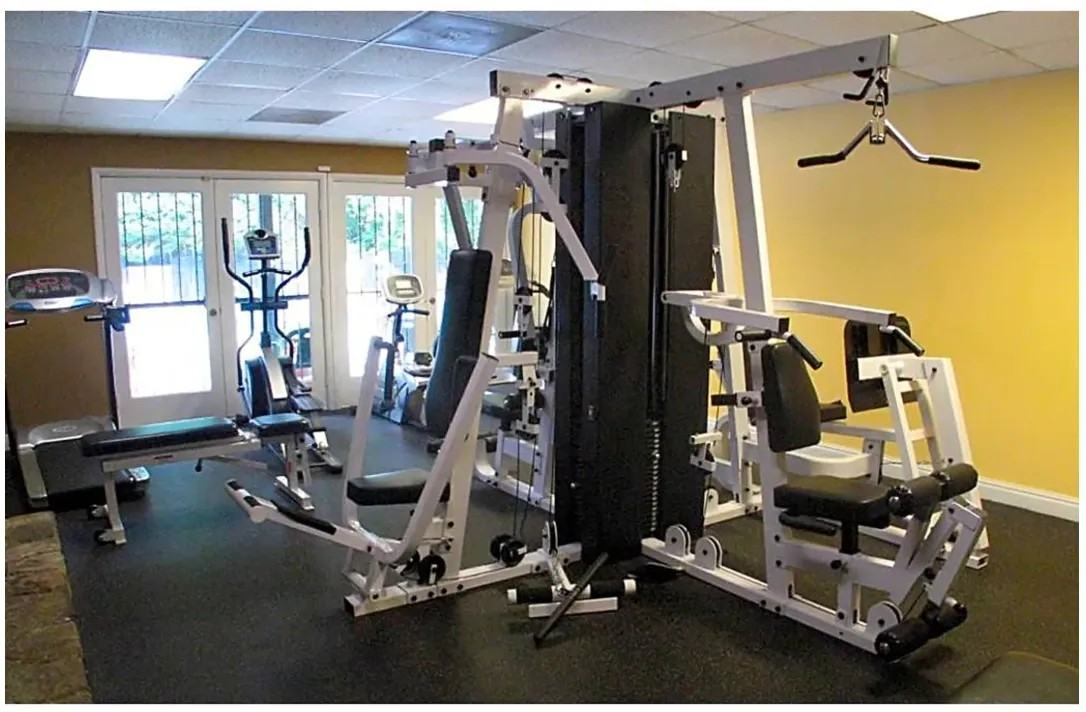 Manchester Ridge - Photo 4 of 34