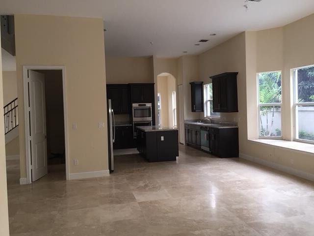 9887 Coronado Lake Drive - Photo 3 of 6