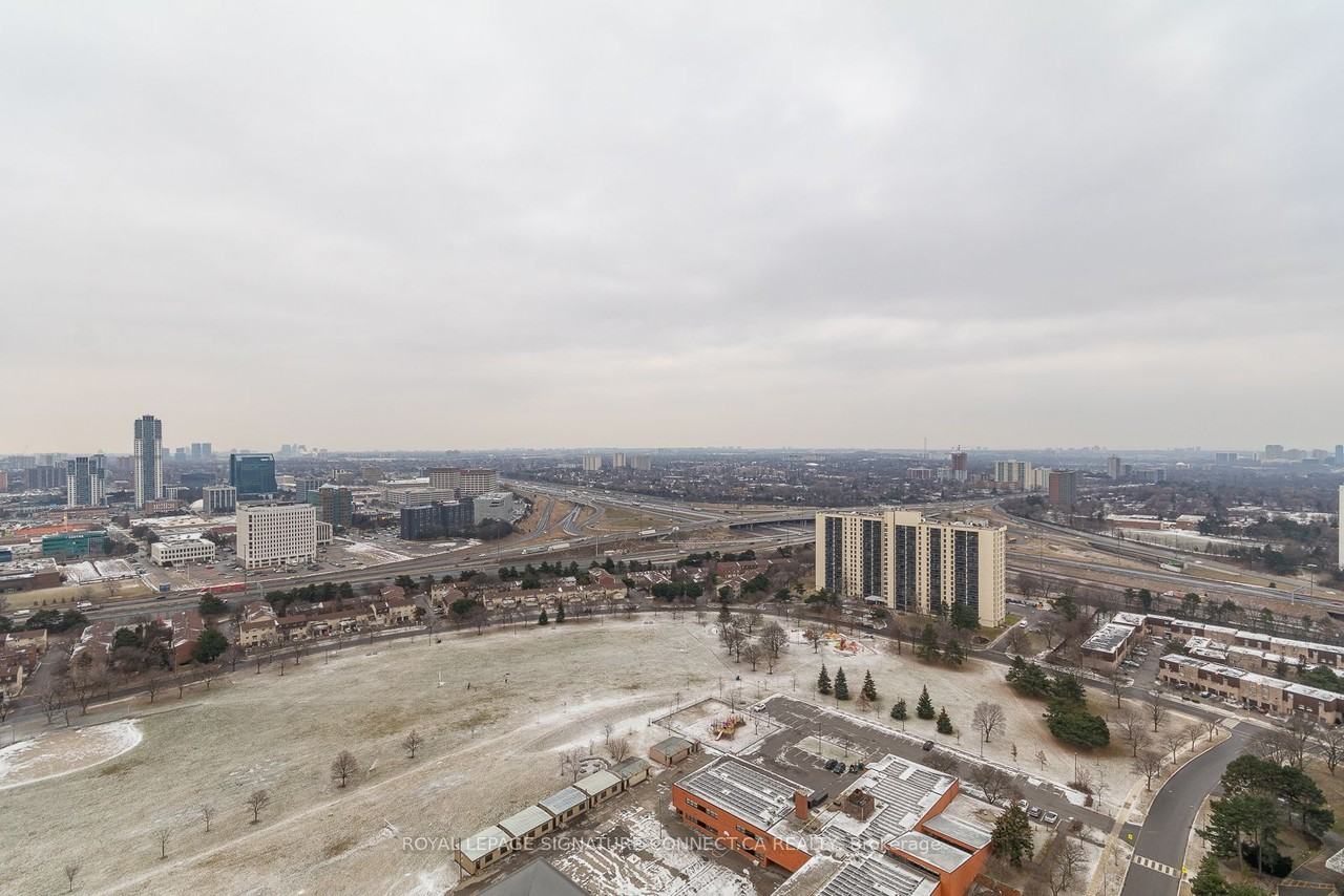 32 Forest Manor Road #3007 - Photo 2 of 25