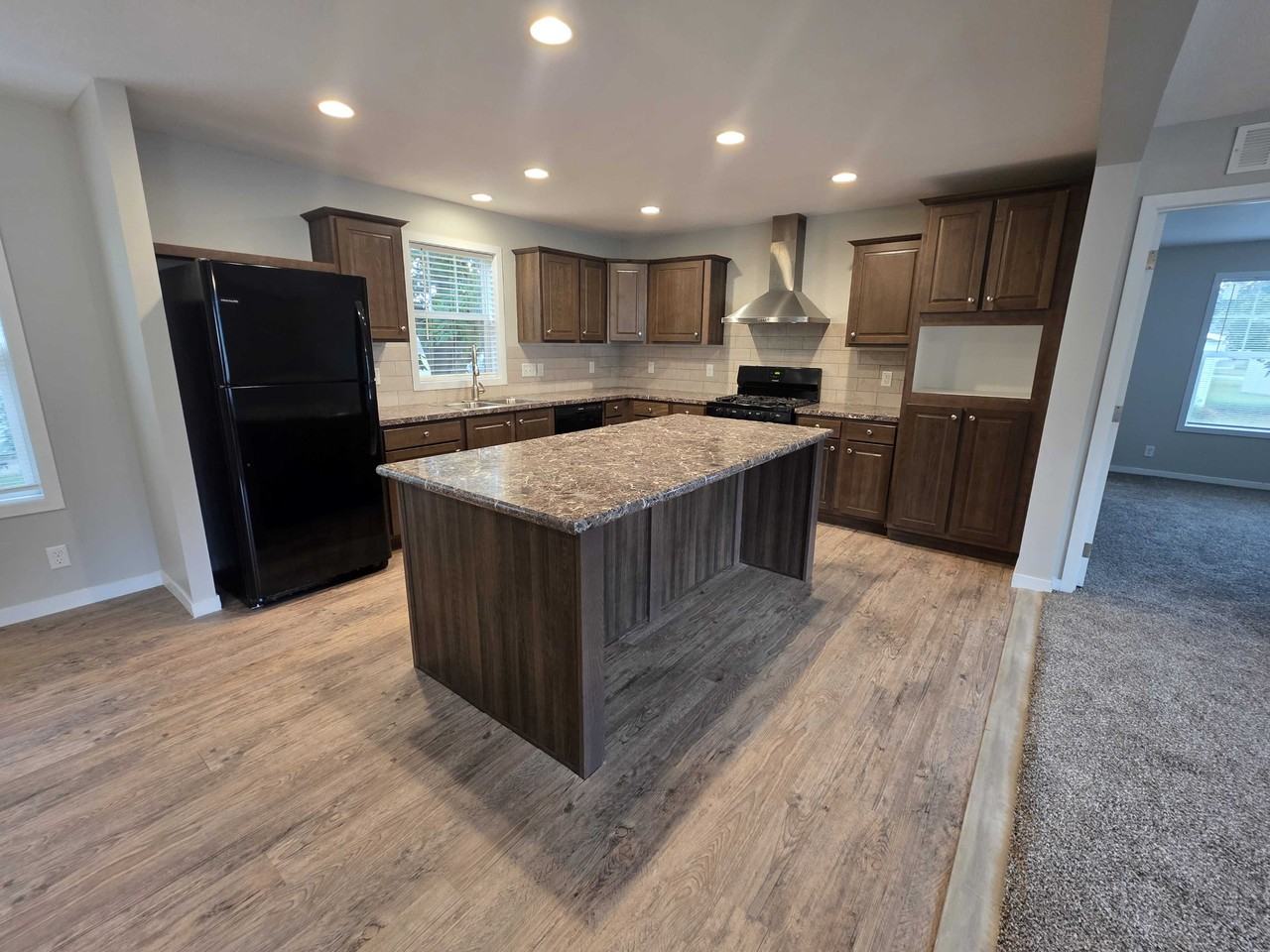 4548 Spruce Ct #473 - Photo 3 of 34