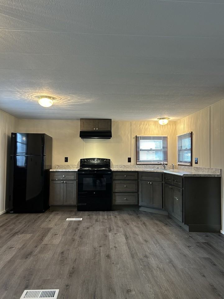 9227 Scale Road - Photo 3 of 5