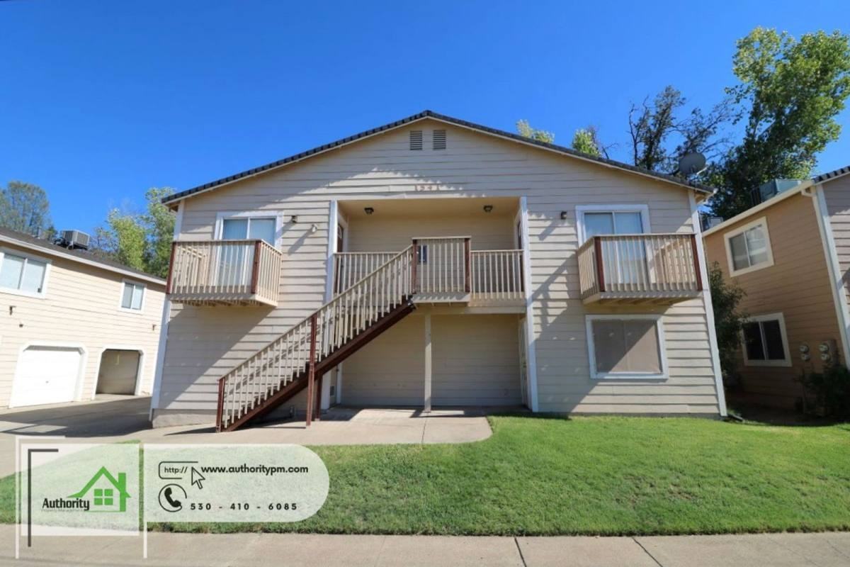 1541 Bruce Dr #B - Photo 3 of 10