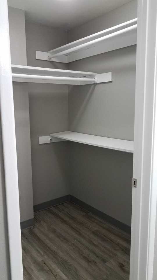 2100 112th Street South #C05 - Photo 4 of 13