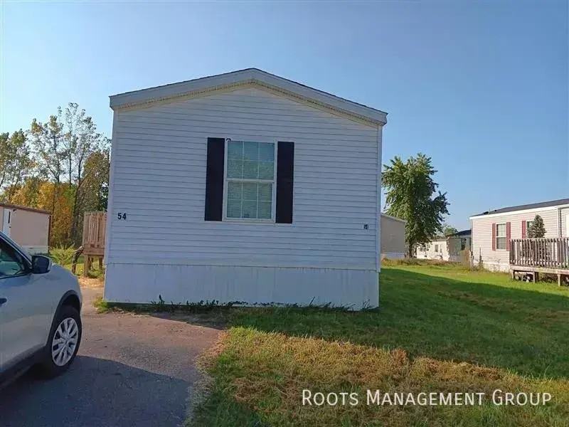 54 Oak St #54 - Photo 2 of 10