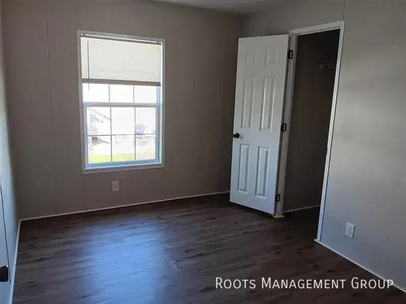 54 Oak St #54 - Photo 5 of 10