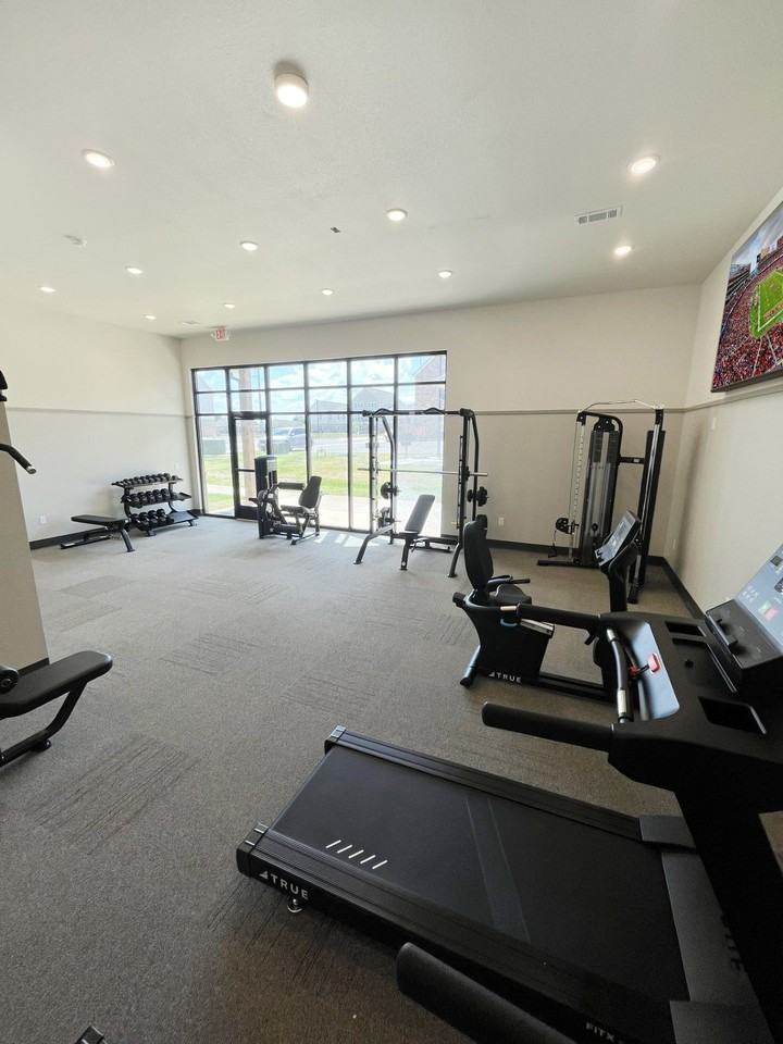 Willow Crossing Apartments - Photo 6 of 25