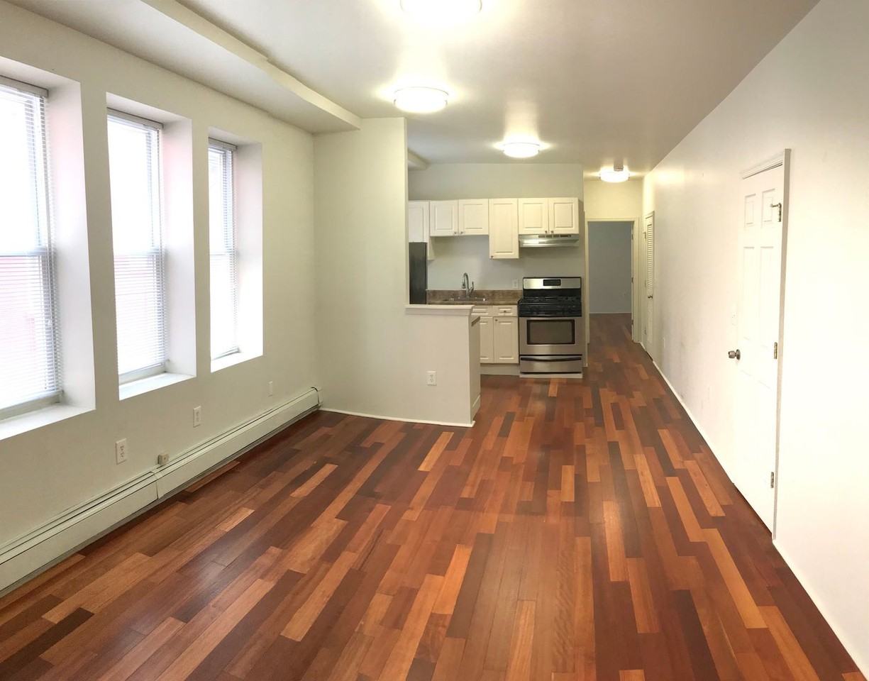 710 6th Ave - Photo 2 of 20