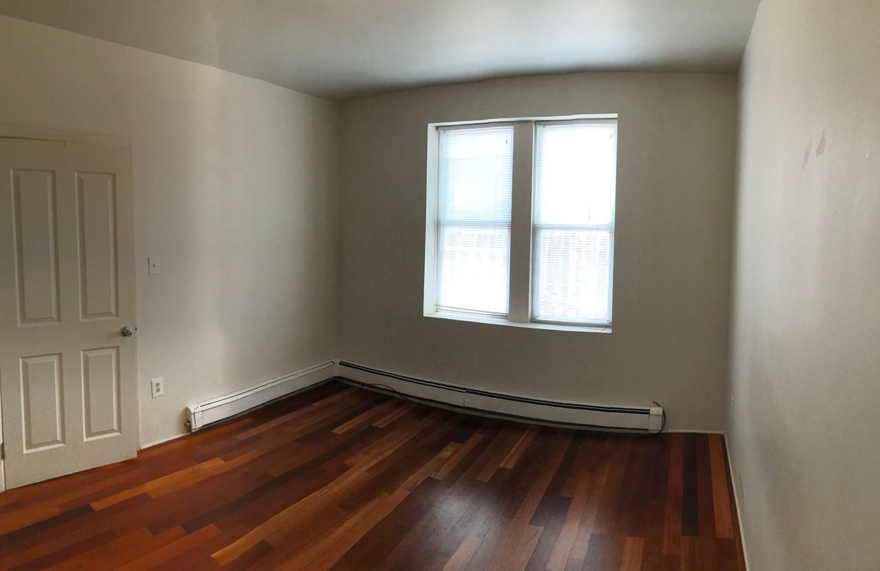 710 6th Ave - Photo 7 of 20