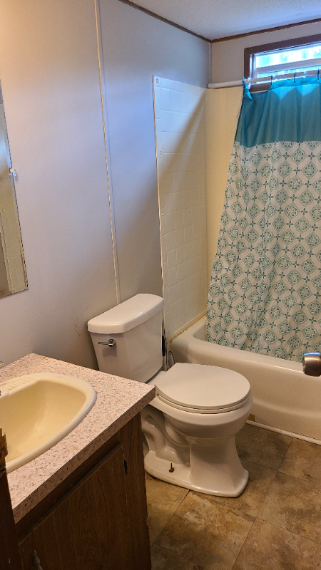 704 Cedar Creek Road - Photo 5 of 6