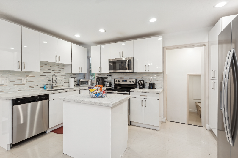 3936 Tracewood Lane - Photo 5 of 20