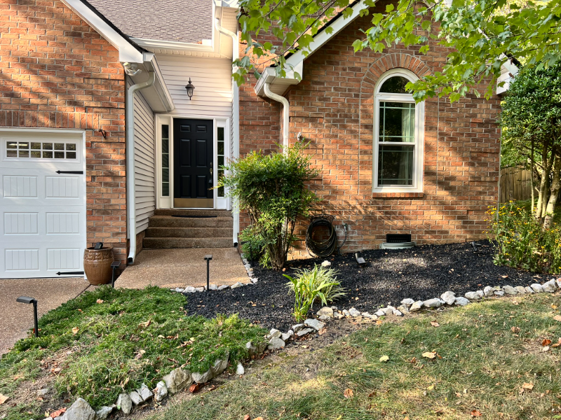 2686 Douglas Ln - Photo 3 of 40