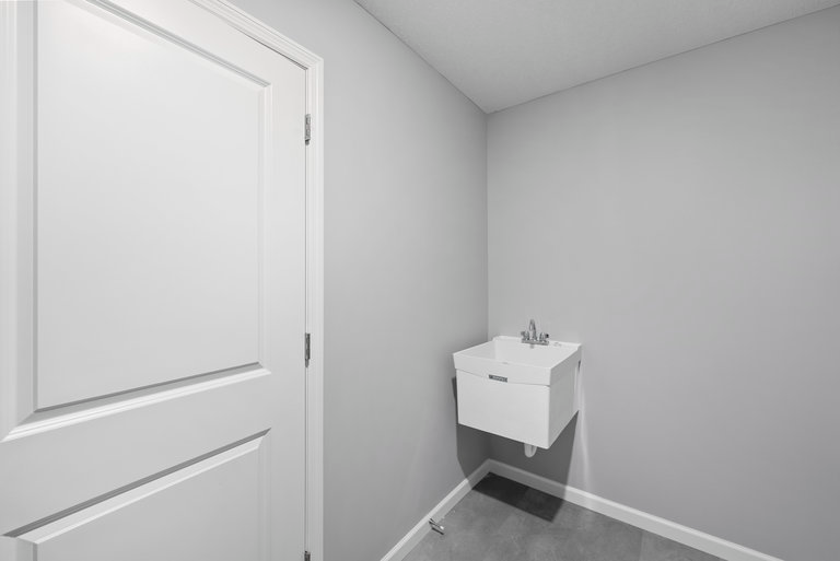 10269 Goodview Cir S - Photo 3 of 16