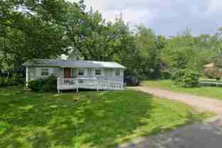 2634 Se Massachusetts Ave - Photo 1 of 1