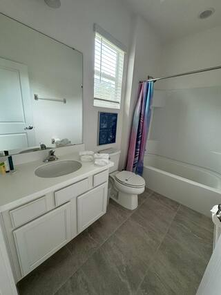 282 Marcello Blvd - Photo 5 of 10