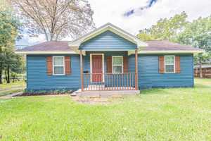 featured image of 2110 N Galveston Ave