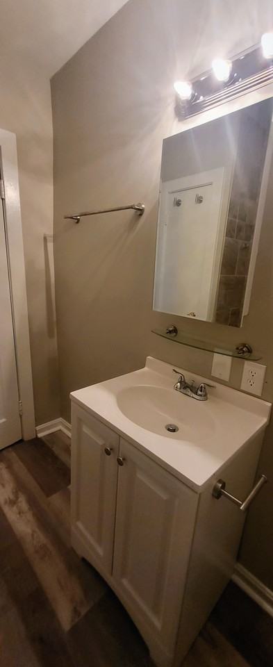 7611 Main St - Photo 3 of 7