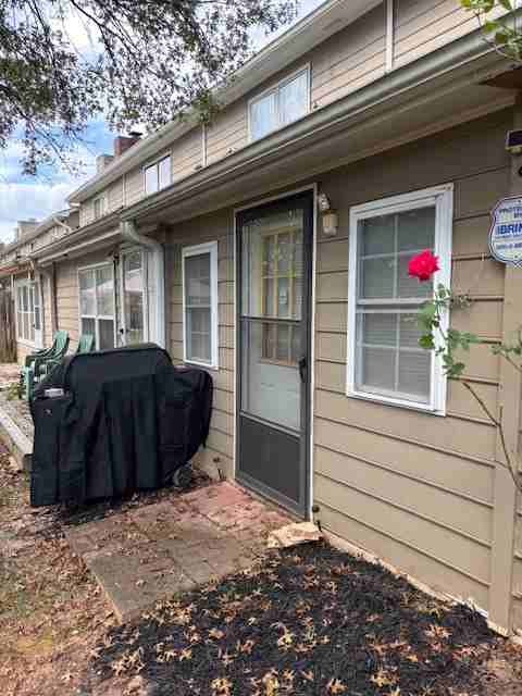 2280 Kings Gate Cir #D - Photo 6 of 8