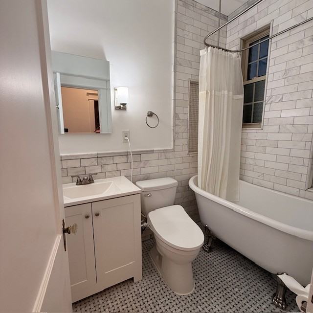 3022 Wisconsin Avenue Northwest #201 - Photo 6 of 18