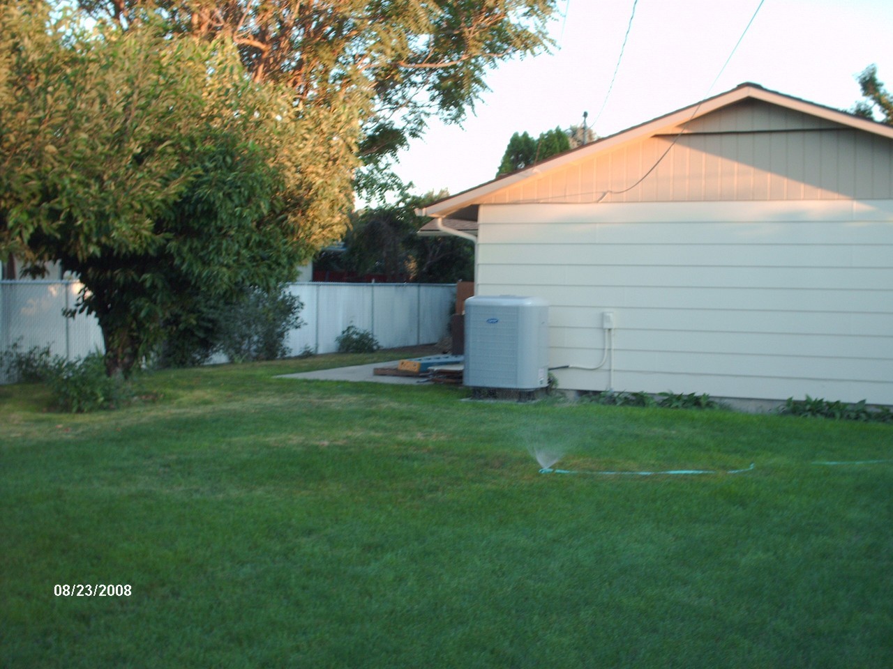 860 E Commercial St #NA - Photo 3 of 4