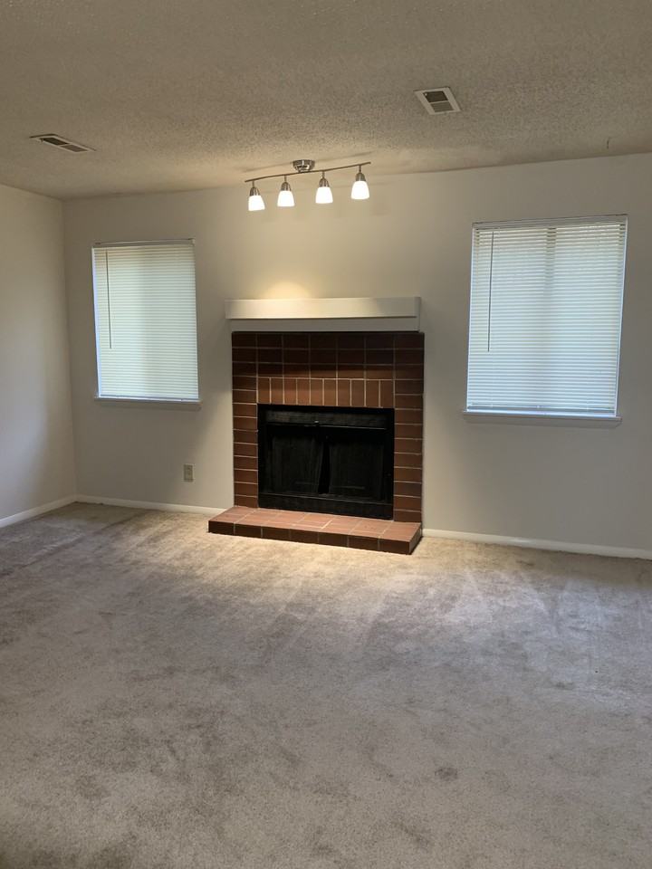 1208 Julia St Nw - Photo 2 of 6