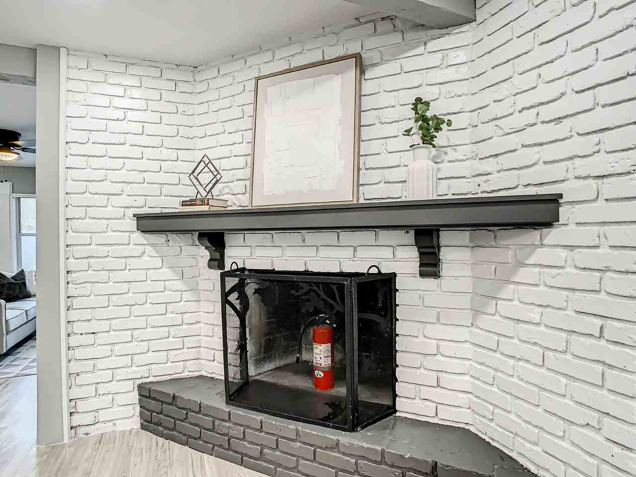 5105 Dorian Ave #NA - Photo 3 of 11