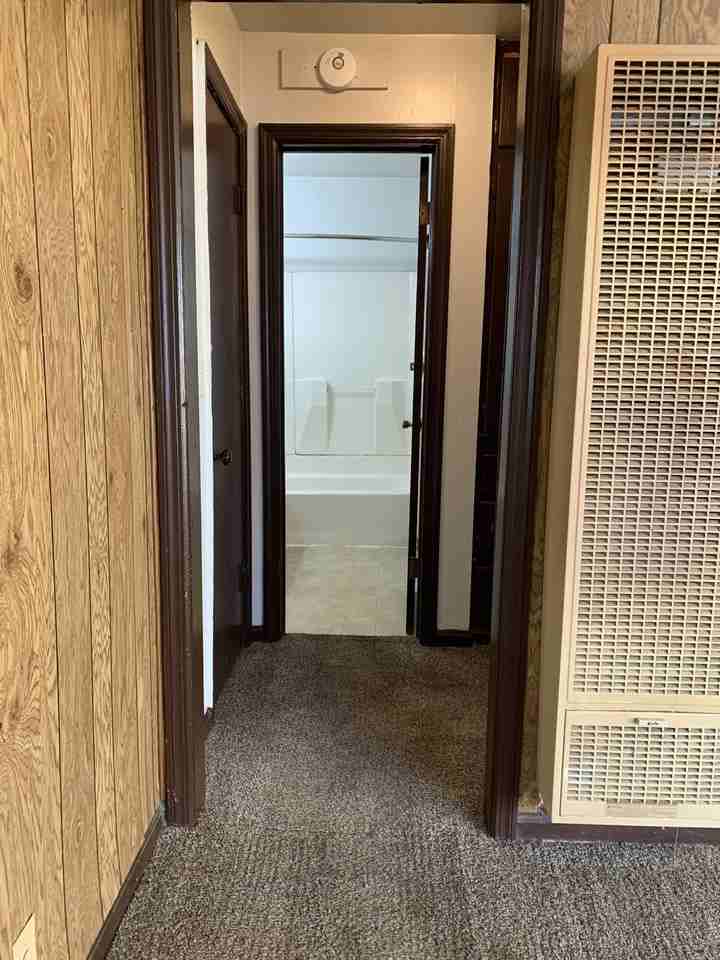 S Summit St #920 - Photo 3 of 16