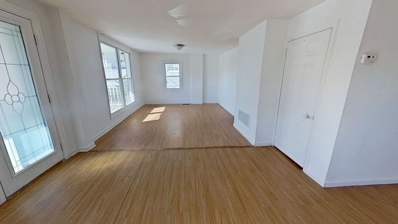 25 E Lancaster St - Photo 2 of 17