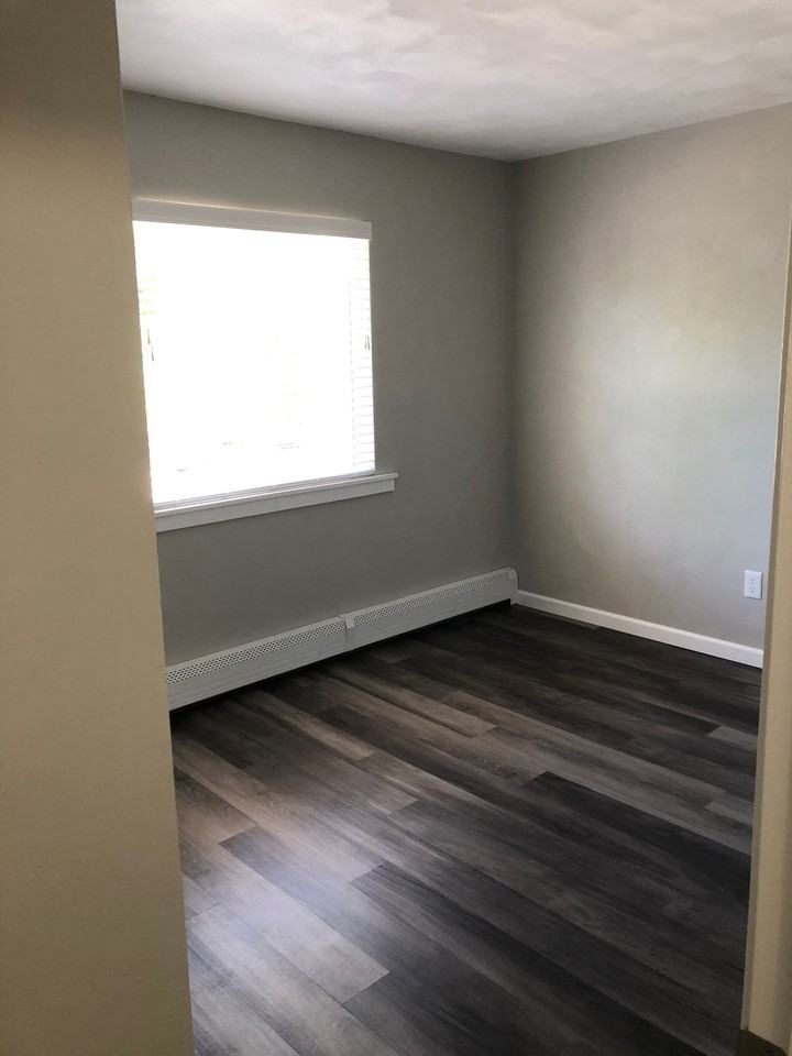 1818 W. Pershing Street - Photo 4 of 13