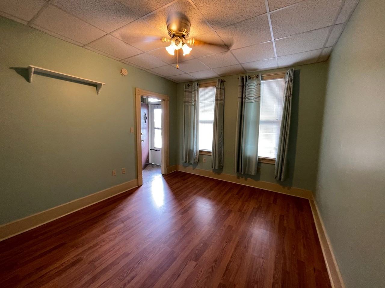 1614 5th Avenue - Photo 3 of 16