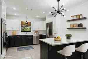 featured image of 81 Country Club Dr