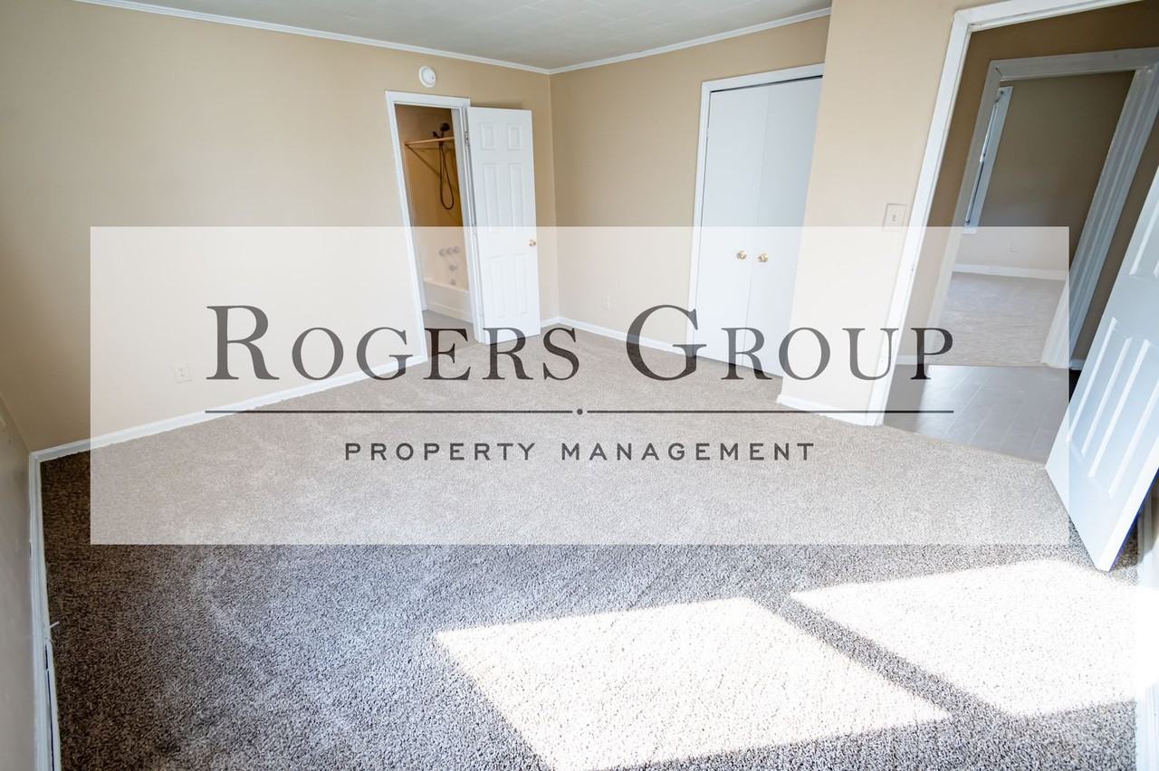 1283 Walters St - Photo 3 of 7