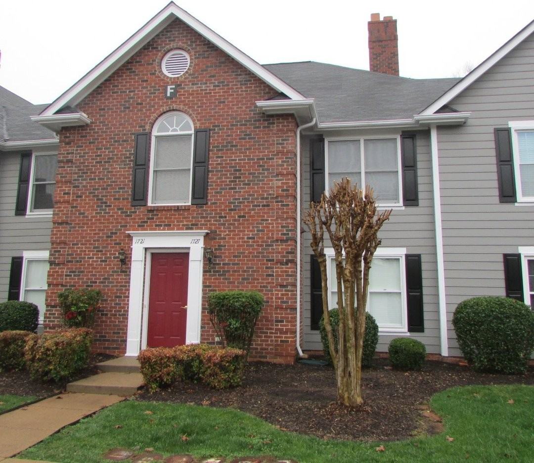 1727 Robinwood Road - Photo 2 of 49