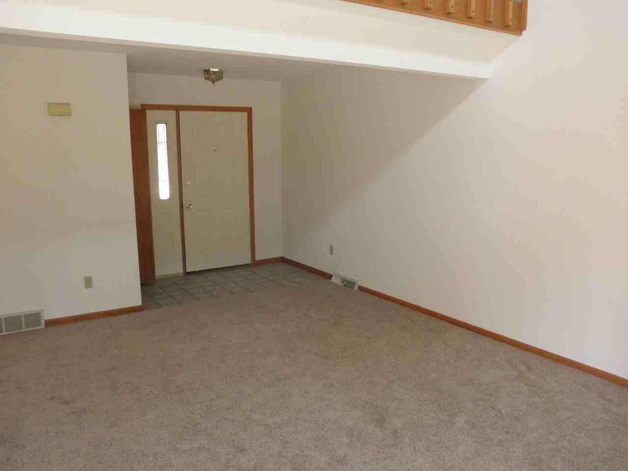 3203 Eau Claire Ave - Photo 2 of 24