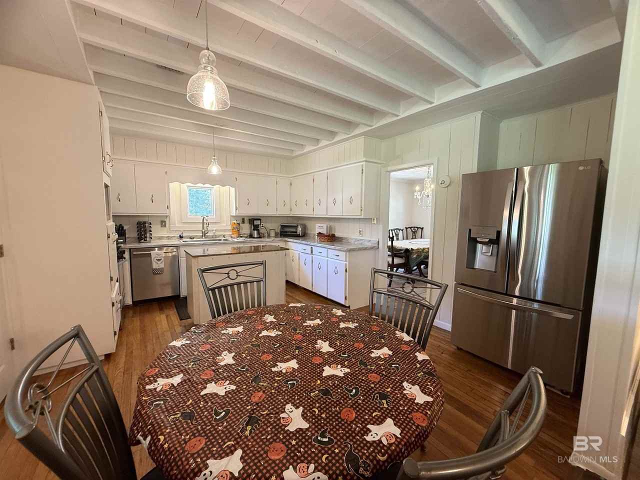 19156 Heard Rd - Photo 5 of 19