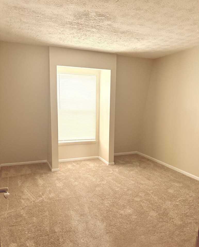 480 Melissa Ct - Photo 7 of 7