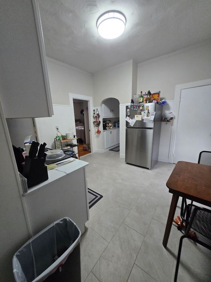 19 Beaufort St - Photo 2 of 12