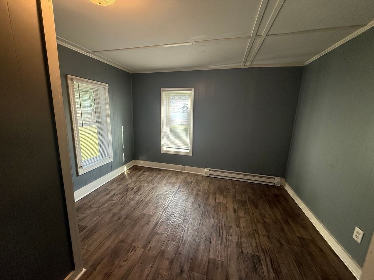 112 East St E - Photo 7 of 9