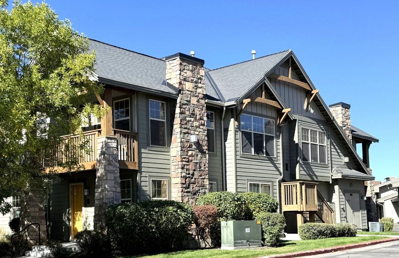 1526 Redstone Ave #D