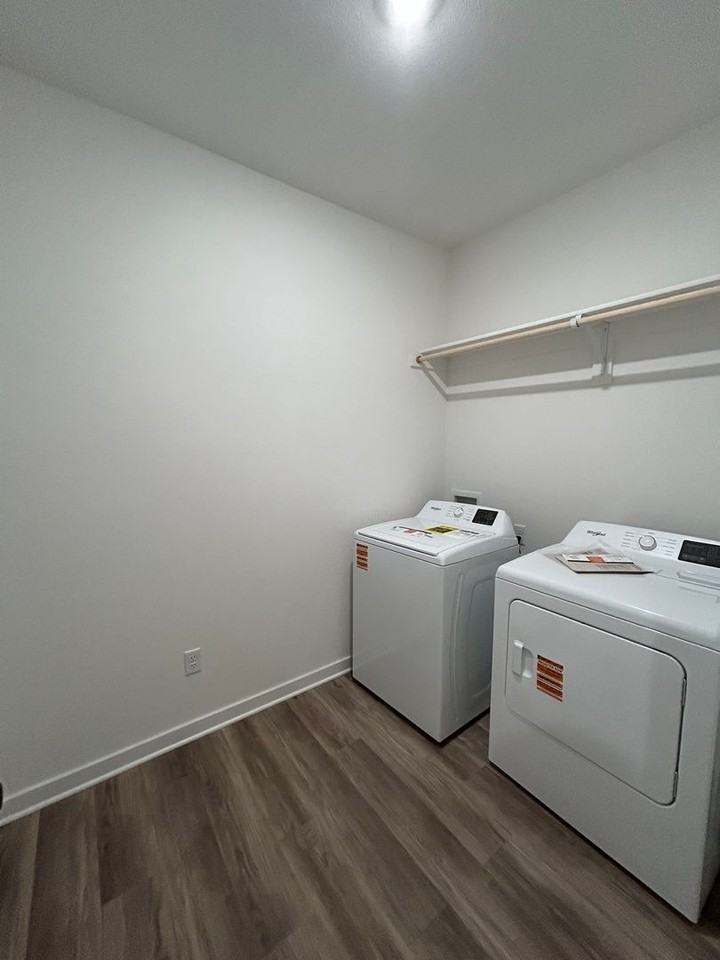 7001 E Sugarloaf St - Photo 5 of 28