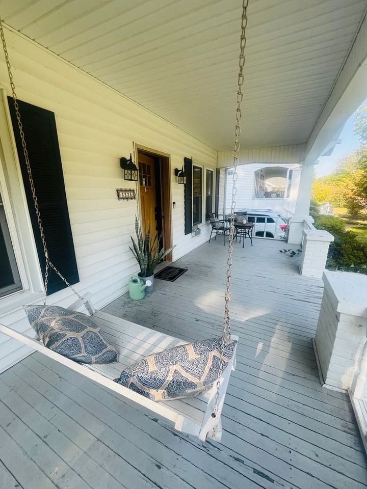 3225 Jefferson St - Photo 3 of 21