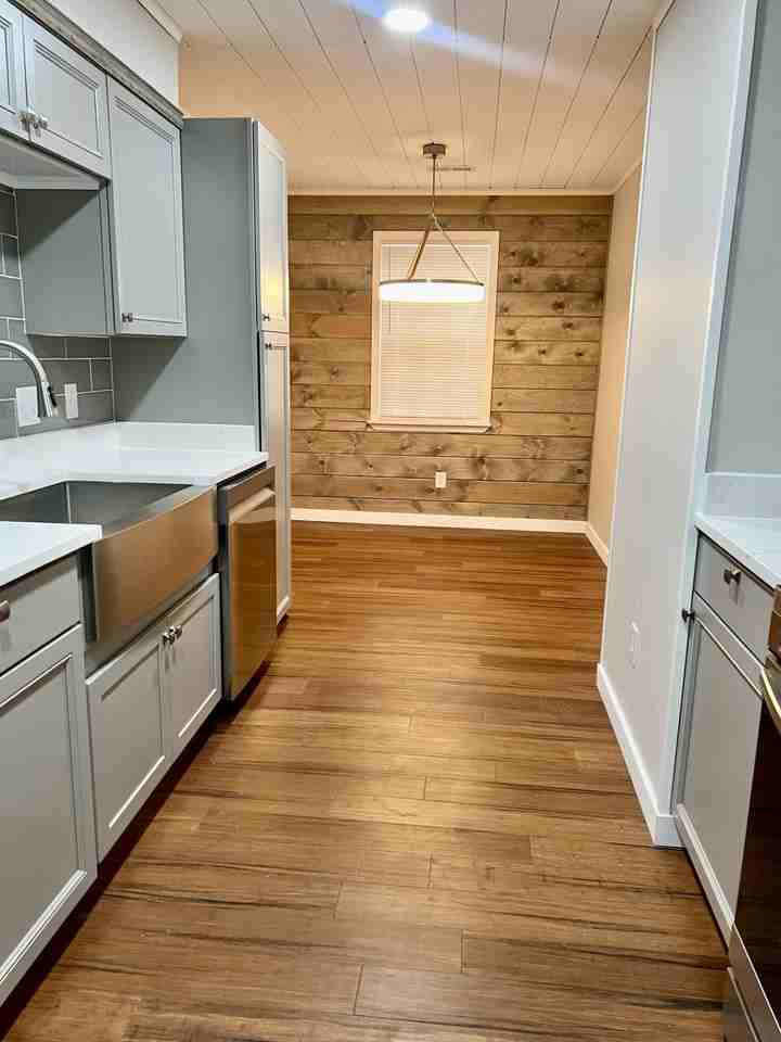 6442 Brookmead Cir - Photo 3 of 12