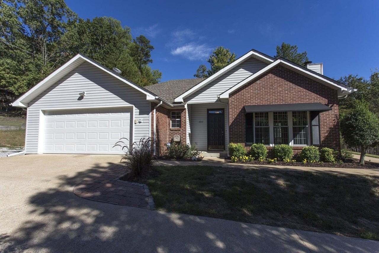 2317 Standifer Gap Rd