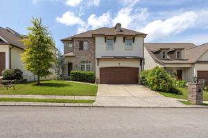 featured image of 2611 Wendell Way