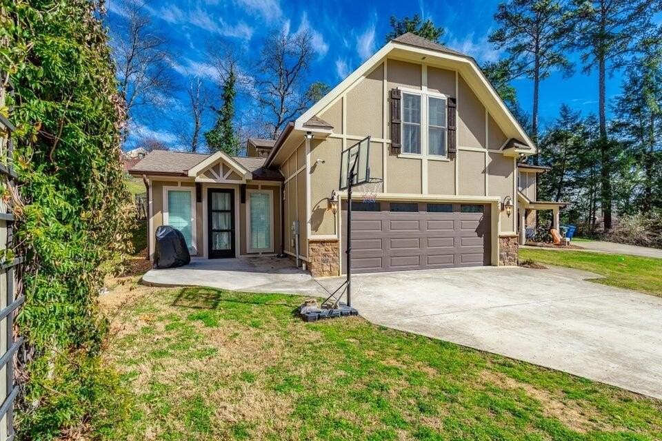 907 Avon Pl - Photo 2 of 23