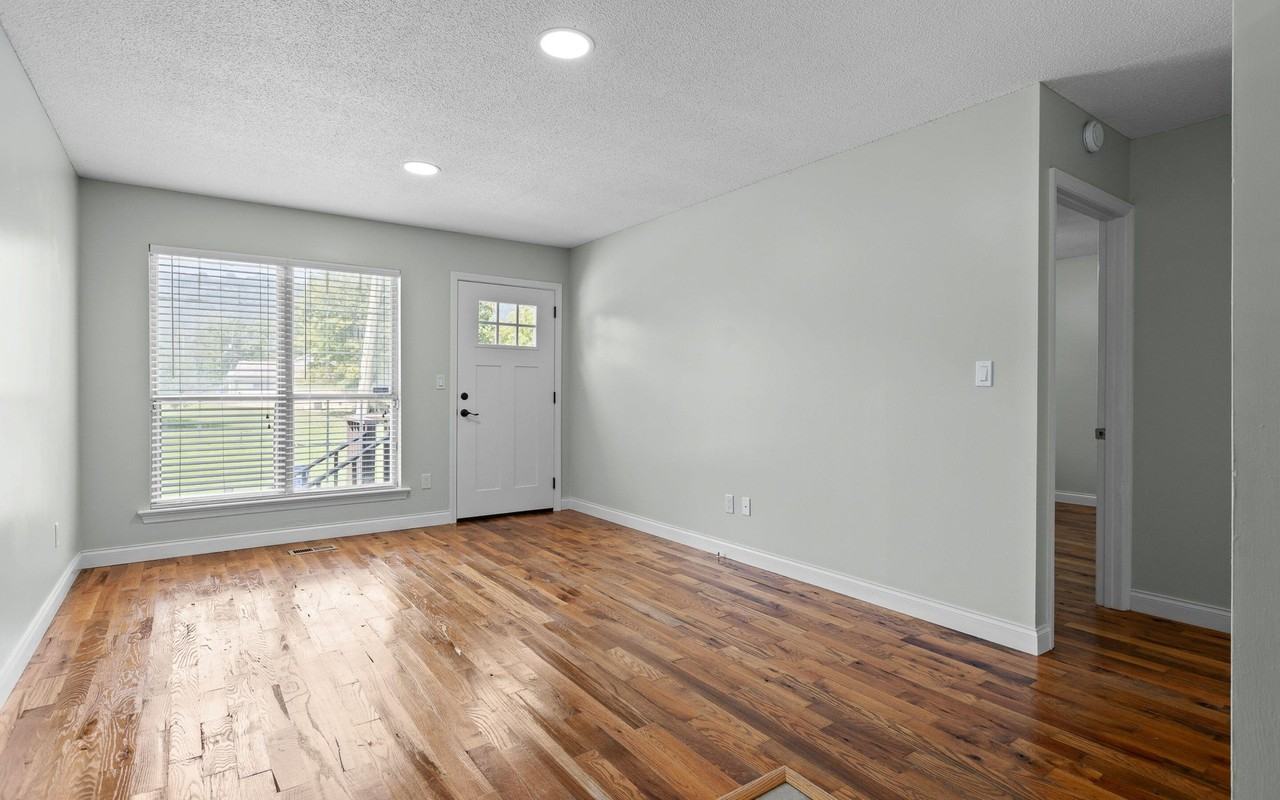 4130 Mountain View Ave - Photo 3 of 26